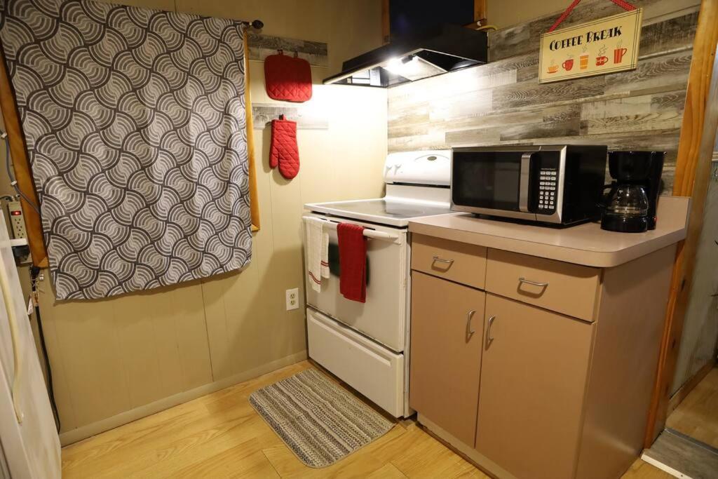 3-Bedroom Apt. Ideal Location Near New River Gorge فايتفيل المظهر الخارجي الصورة